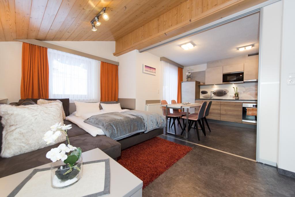 Appartements Schneezauber Lermoos Chambre photo