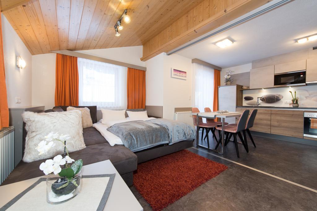 Appartements Schneezauber Lermoos Chambre photo