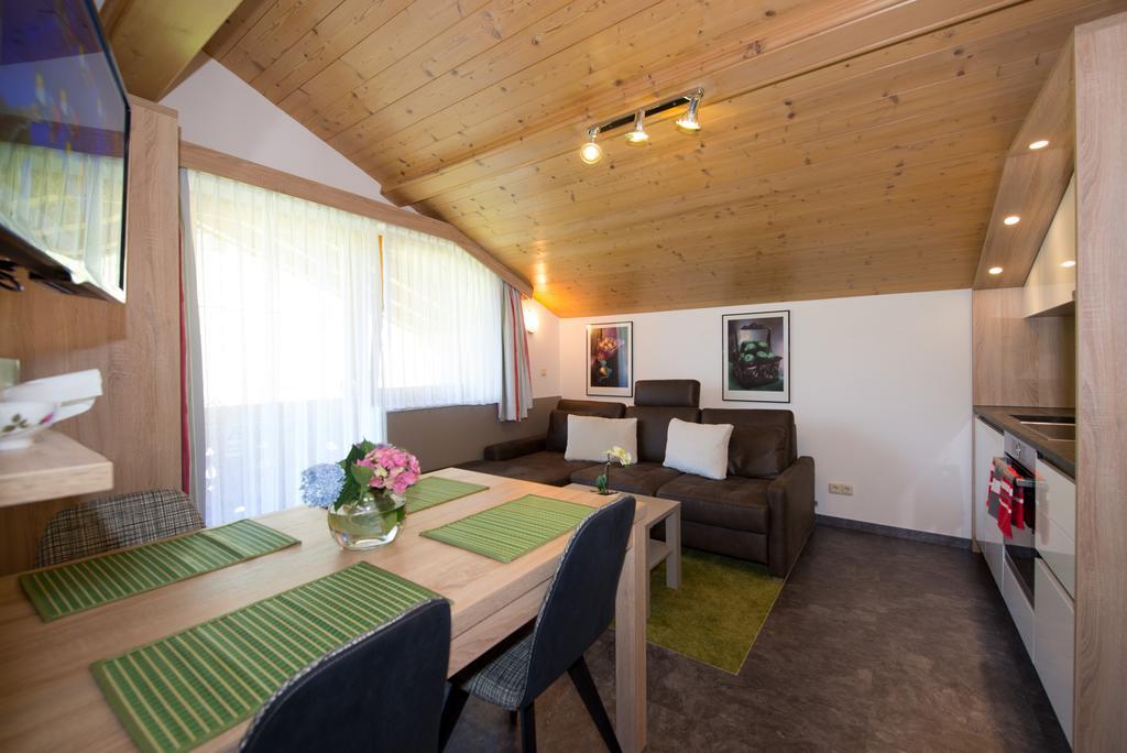 Appartements Schneezauber Lermoos Extérieur photo